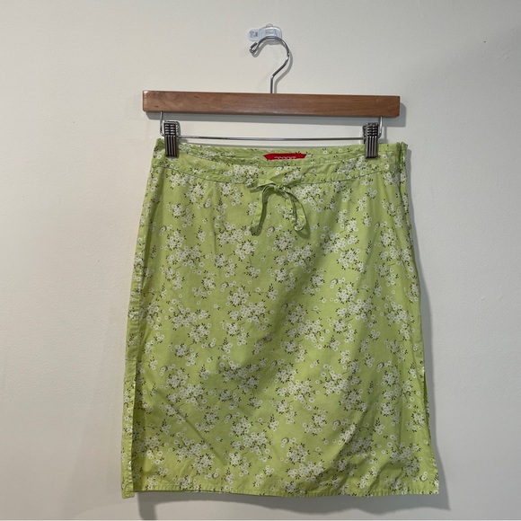 Y2K Light Green Floral Printed Mini Skirt, by Espirit, Size XS/S - Picture 6 of 10